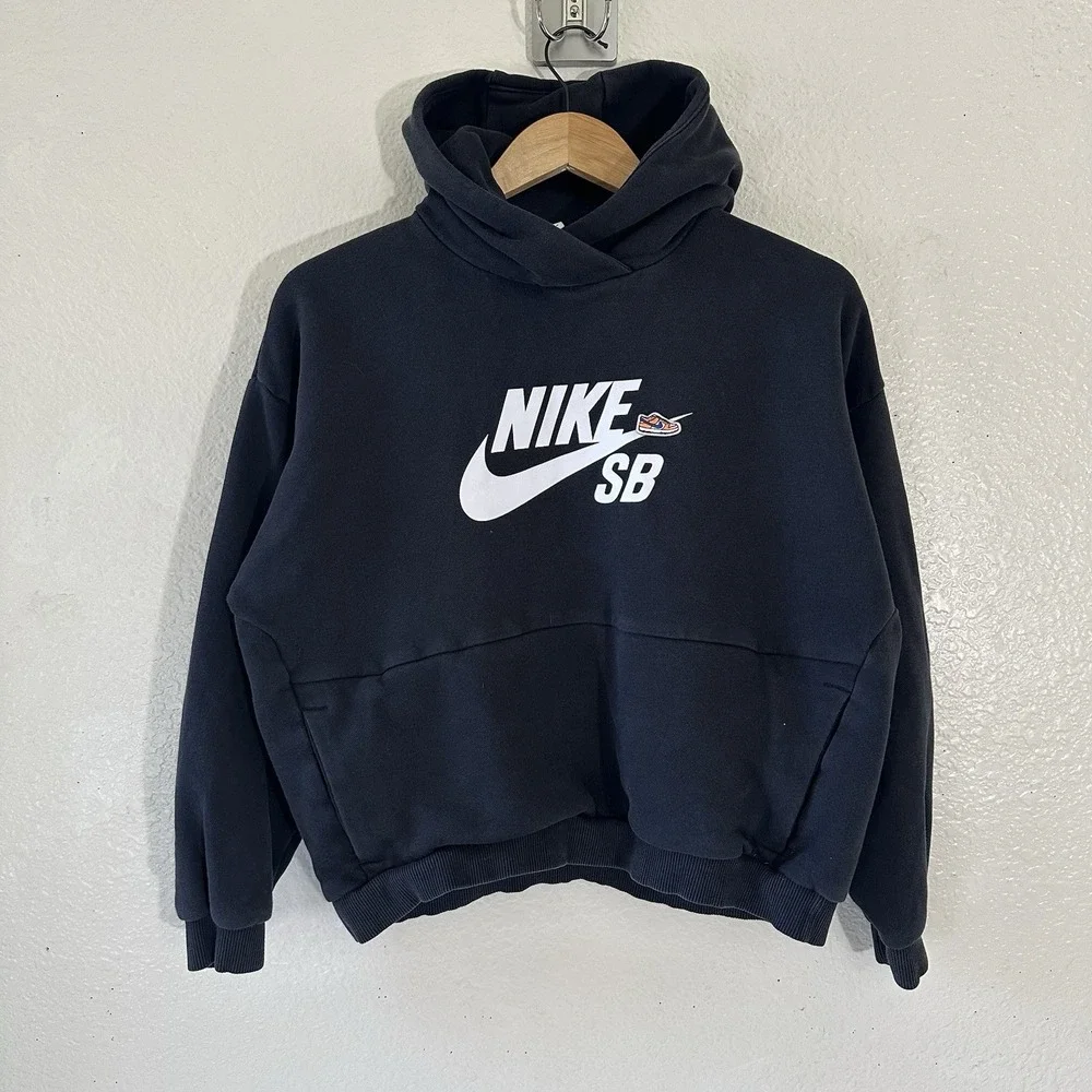 Nike SB Hoodie Boys XL Black Skateboarding Pullover Sweatshirt Swoosh Logo Youth